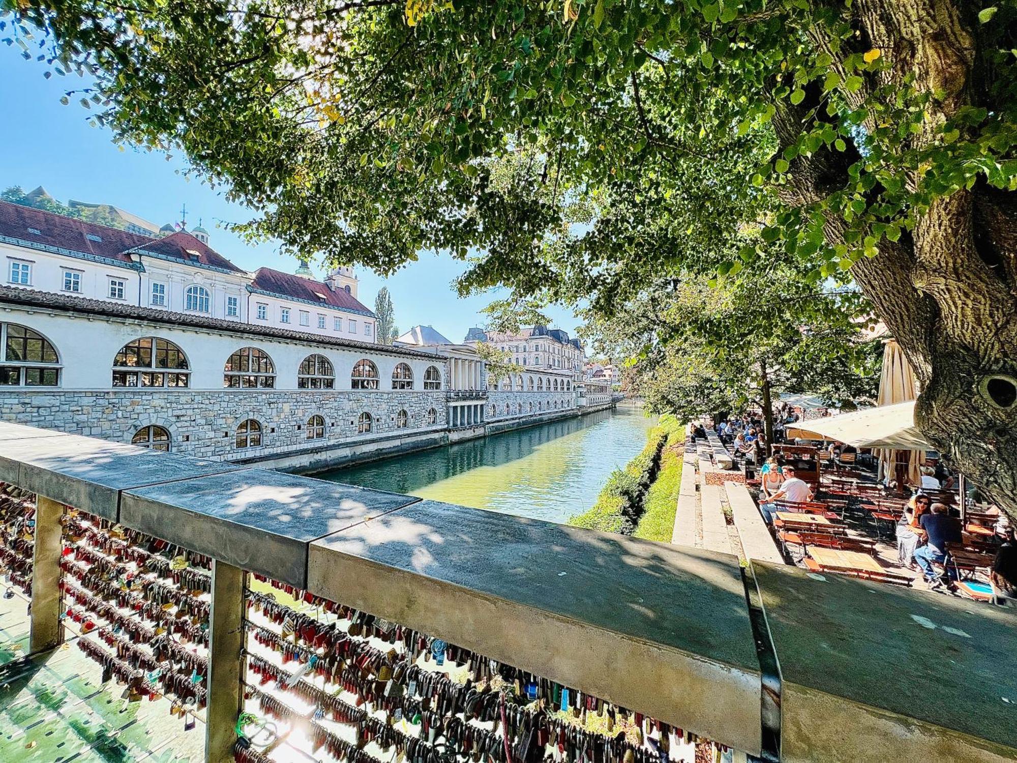 Galleria Apartment Ljubljana Exterior foto